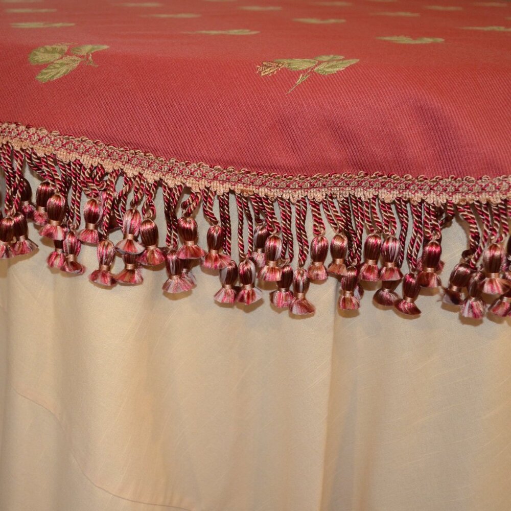 French Country Table Cover, Lined, 53 Inches Diameter, Rare Fabric and Trim, New - Picture 9 of 11